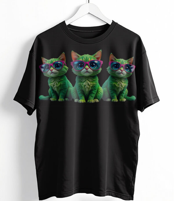 3 Cats Oversized T-Shirt